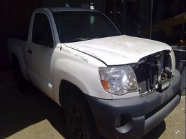 2008 TOYOTA TACOMA, WHITE, STD CAB, 2.7L, AT, 2WD,  Z25105